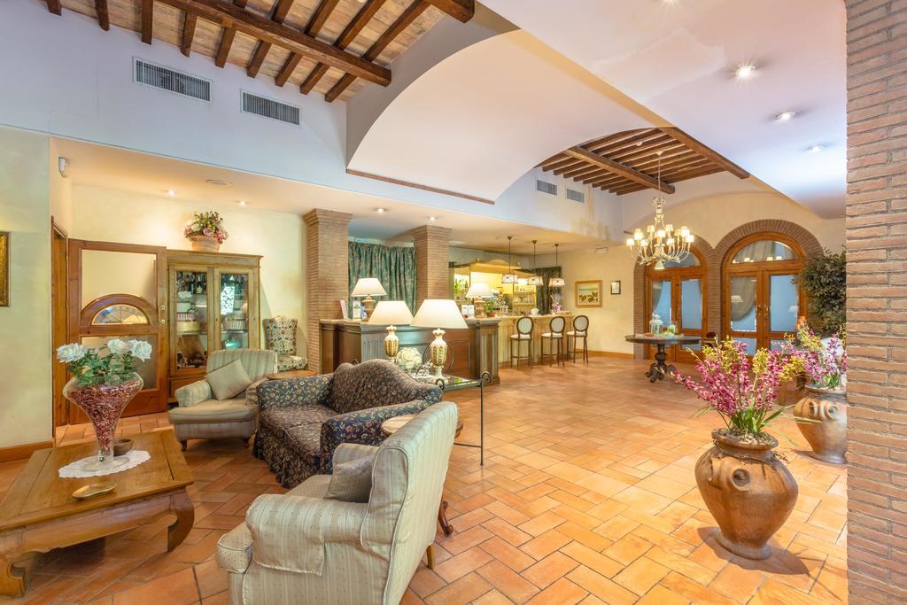 Hotel Ristorante La Pergola Magliano Sabina Esterno foto